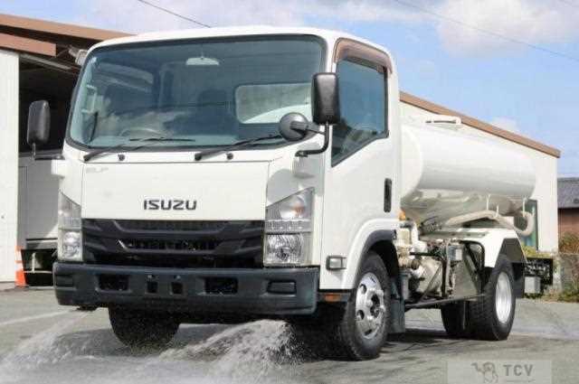 2015 Isuzu Elf Truck
