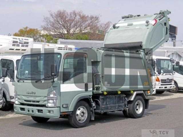 2017 Isuzu Elf Truck