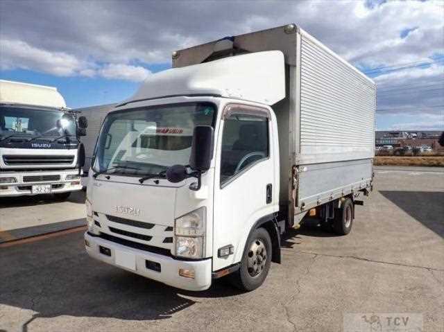 2017 Isuzu Elf Truck