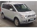 2014 Mitsubishi Delica D5