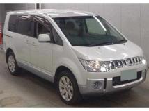 2014 Mitsubishi Delica D5