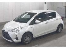 2017 Toyota Vitz
