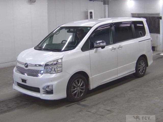 2013 Toyota Voxy