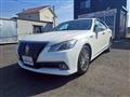 2013 Toyota Crown Hybrid