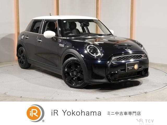 2022 BMW MINI