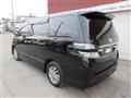 2012 Toyota Vellfire