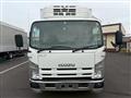 2016 Isuzu Elf Truck