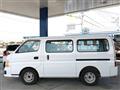 2009 Nissan Caravan Bus