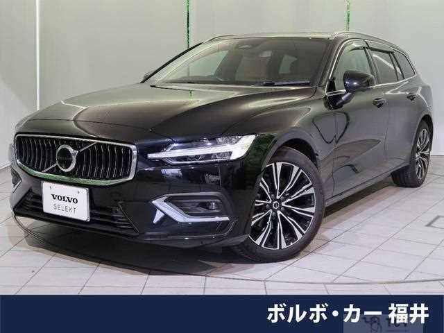 2025 Volvo V60