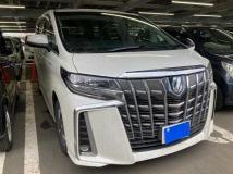 2019 Toyota Alphard Hybrid