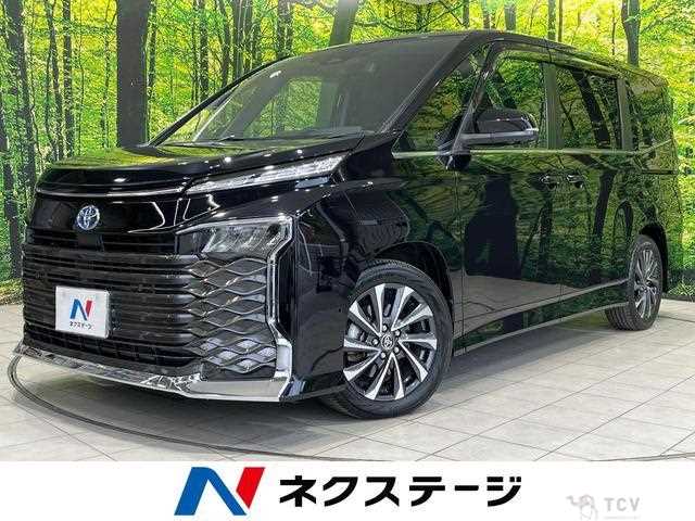 2022 Toyota Voxy