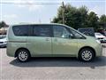 2011 Nissan Serena