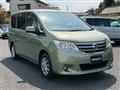 2011 Nissan Serena