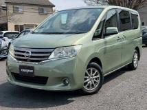 2011 Nissan Serena