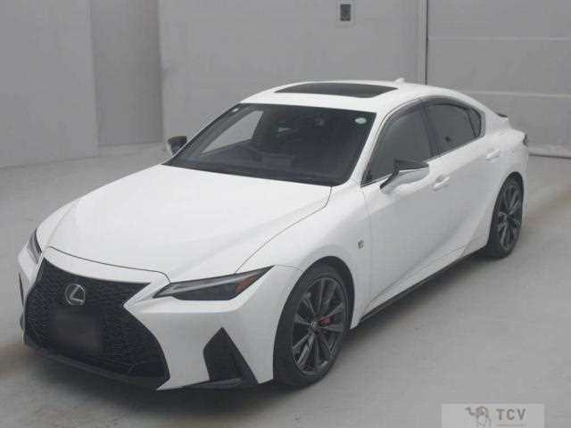 2023 Lexus IS