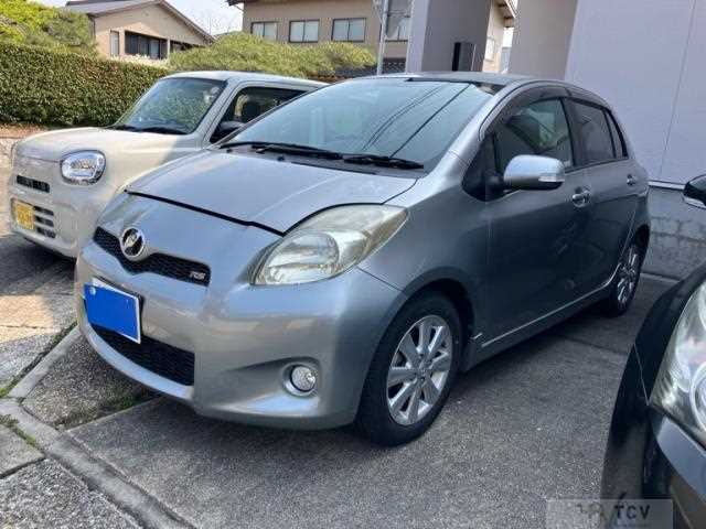2010 Toyota Vitz