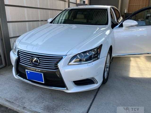 2013 Lexus LS