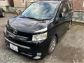2010 Toyota Voxy