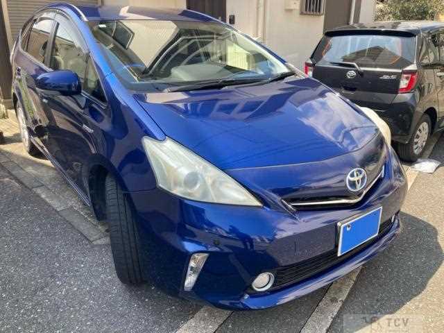 2013 Toyota PRIUS α