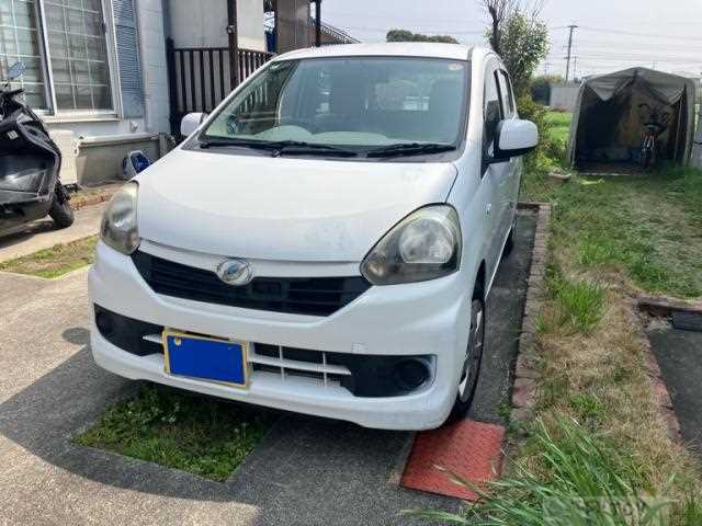 2014 Daihatsu Mira