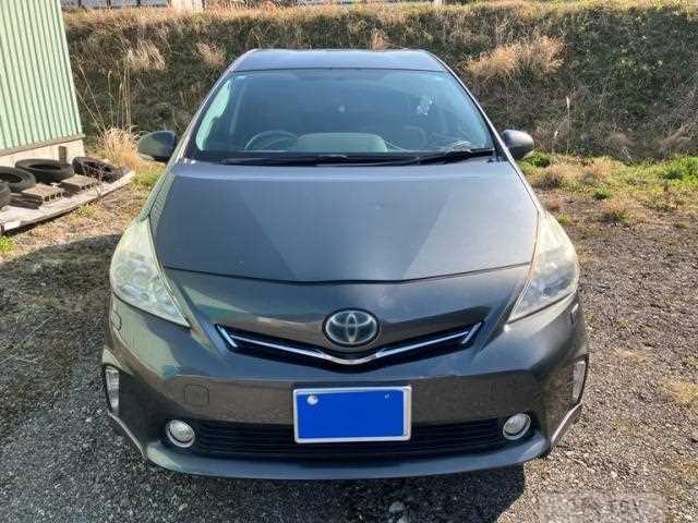 2011 Toyota PRIUS α