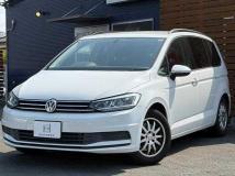 2016 Volkswagen Golf Touran