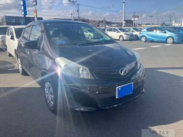 2013 Toyota Vitz