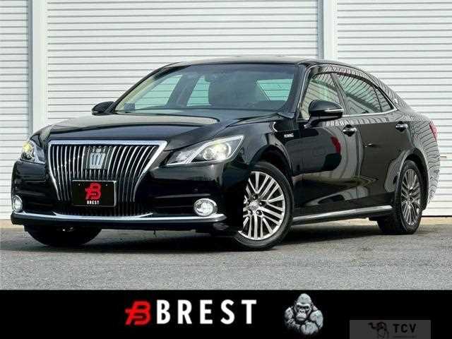 2013 Toyota Crown Majesta