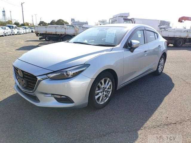 2017 Mazda Axela
