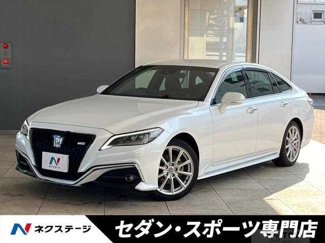 2022 Toyota Crown Hybrid