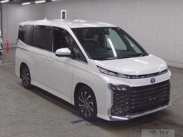 2023 Toyota Voxy
