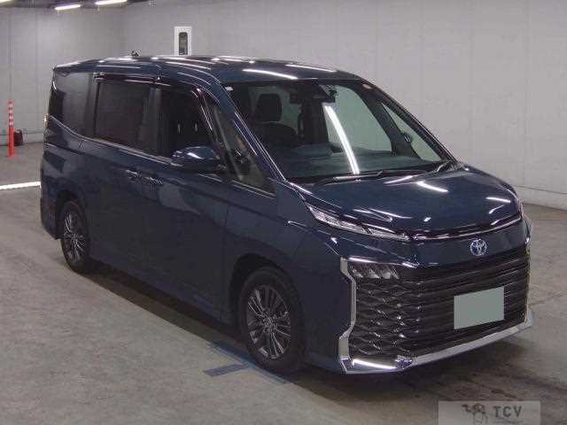 2023 Toyota Voxy