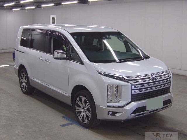 2024 Mitsubishi Delica D5