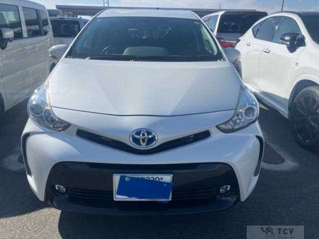 2016 Toyota PRIUS α