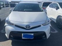 2016 Toyota PRIUS α