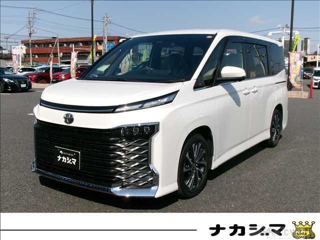 2022 Toyota Voxy