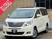 2013 Toyota Alphard Hybrid