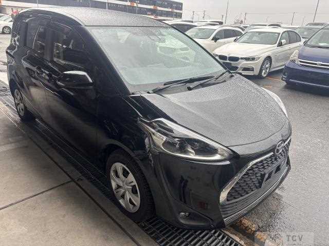2021 Toyota Sienta