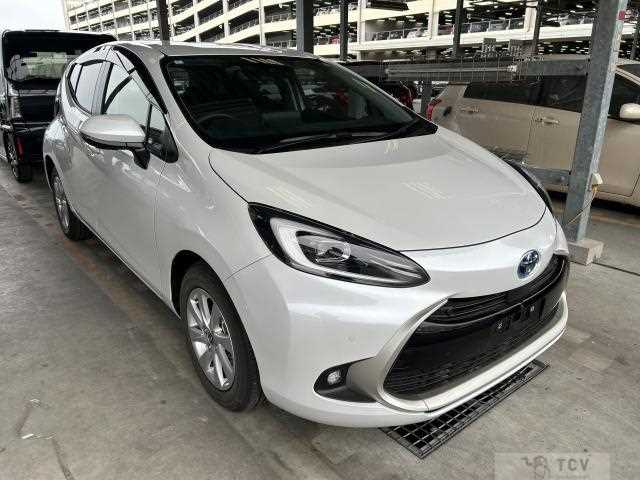 2024 Toyota AQUA