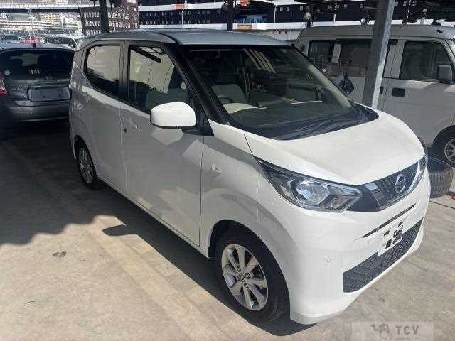 2023 Nissan Nissan Others