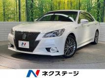 2015 Toyota Crown Hybrid