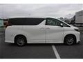2018 Toyota Alphard G