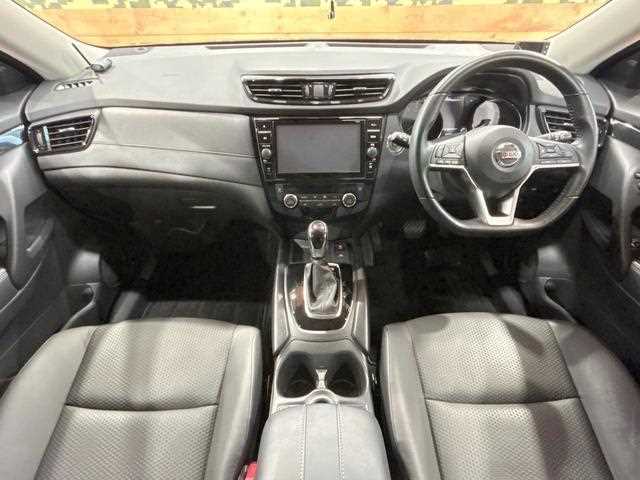 Nissan X-Trail 2021 — миниатюра 2