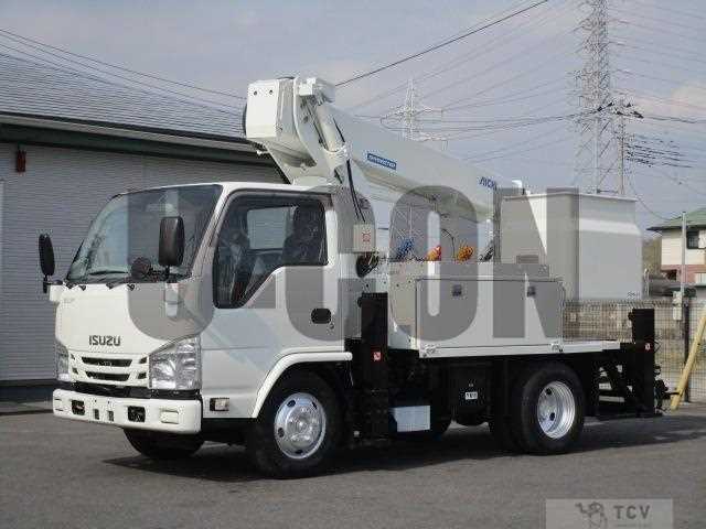 2017 Isuzu Elf Truck