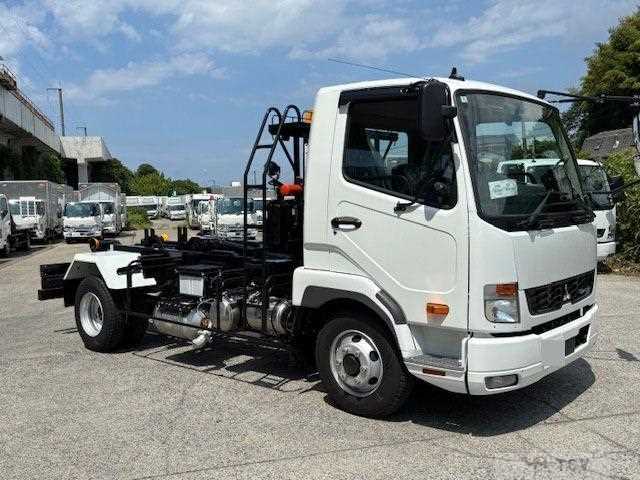 2025 Mitsubishi Fuso Fighter