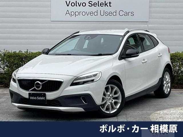 2017 Volvo V40