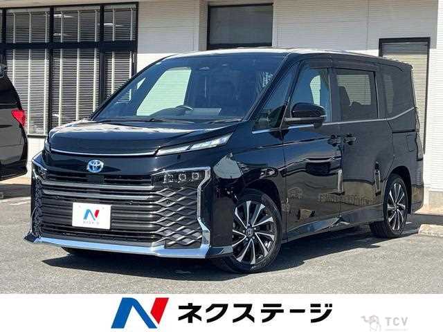 2022 Toyota Voxy