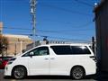 2013 Toyota Vellfire