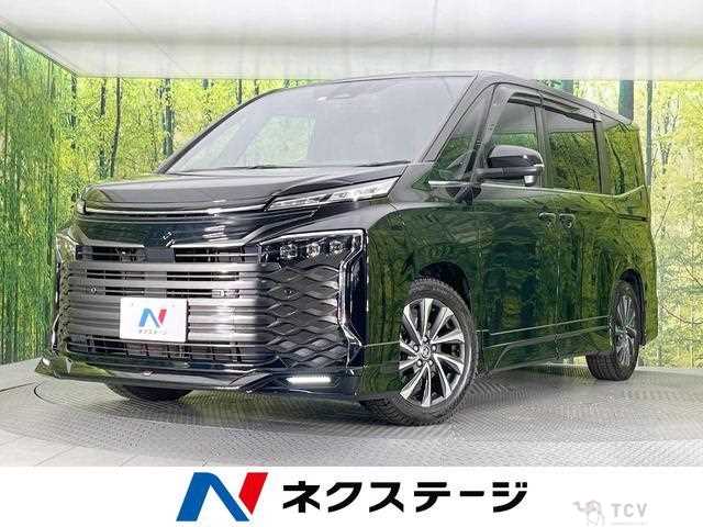 2023 Toyota Voxy