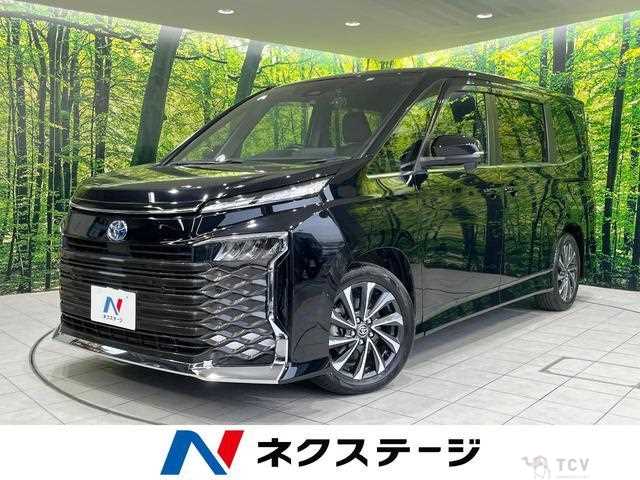 2023 Toyota Voxy